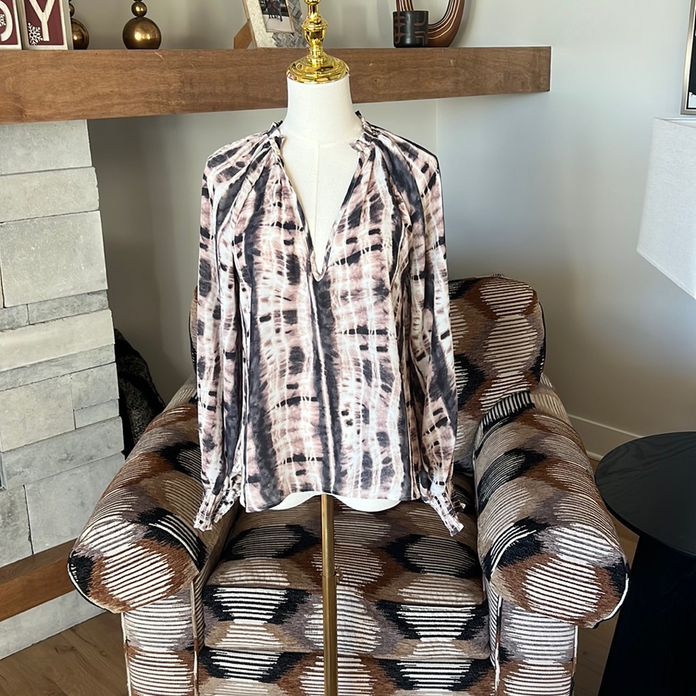 Evereve Allison Joy Blair Tie Dye Blouse